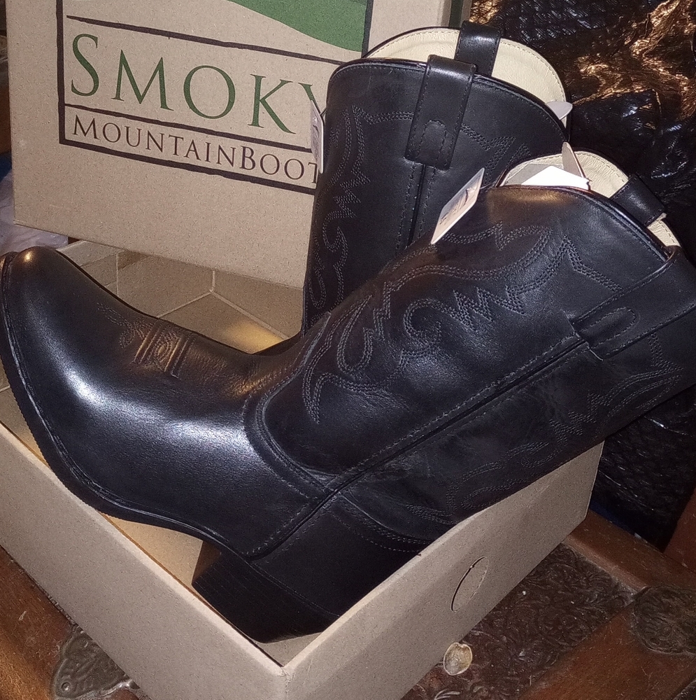 Brand new (with tags) Black Cowboy Boots
